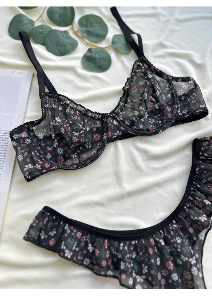 Çiçek Desenli Fırfırlı İç Giyim Takımı-Siyah